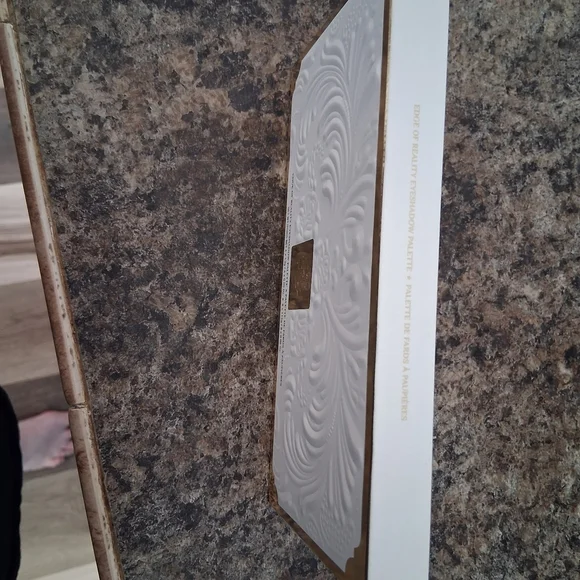 Eyeshadow Palette - Multicolor - Picture 5 of 9